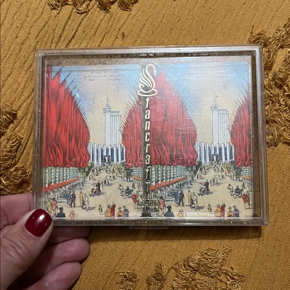 1934 Chicago Worlds Fair Playing Card Deck in Stancraft plastic case